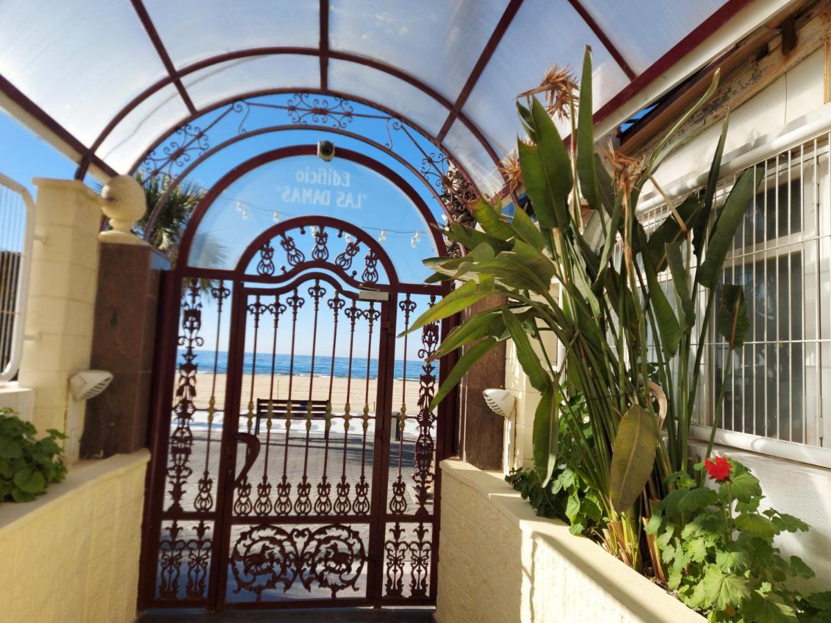 Benidorm, Las Damas, Primera Linea De Playa De Levante Екстериор снимка